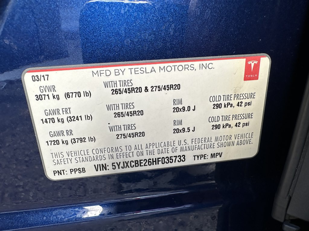 2017 Tesla Model X Image 17