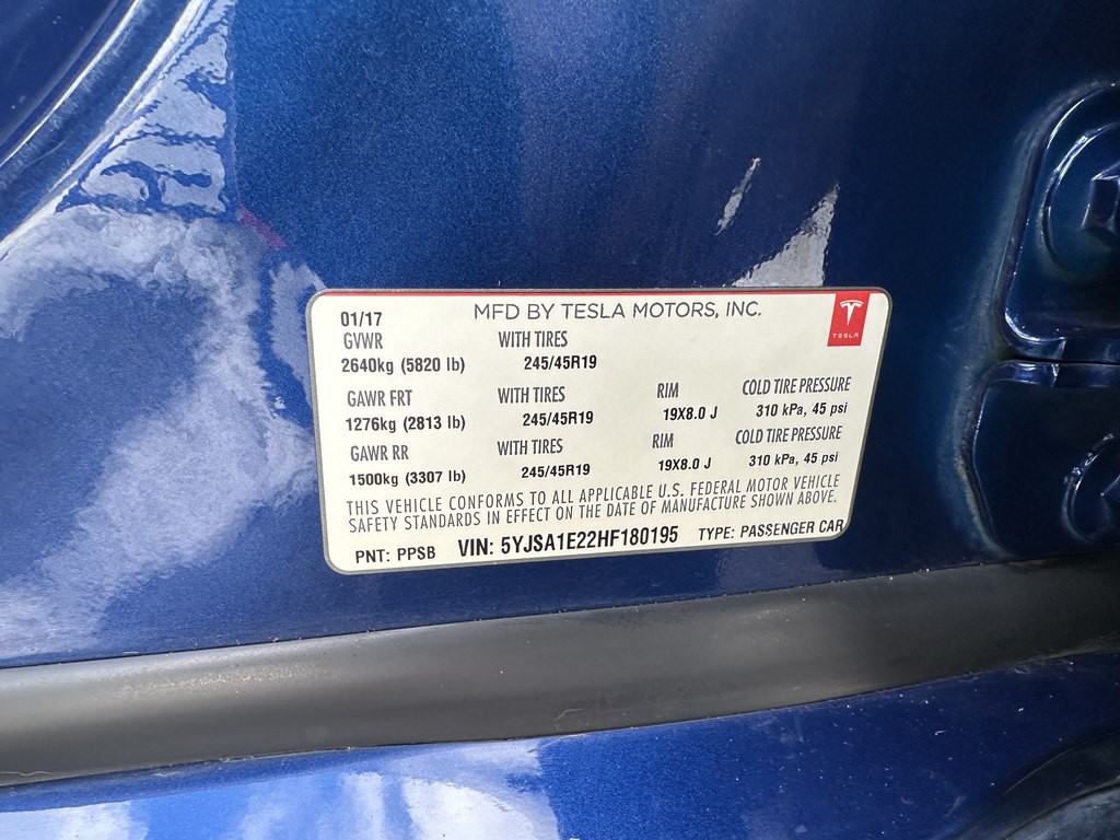 2017 Tesla Model S Image 16