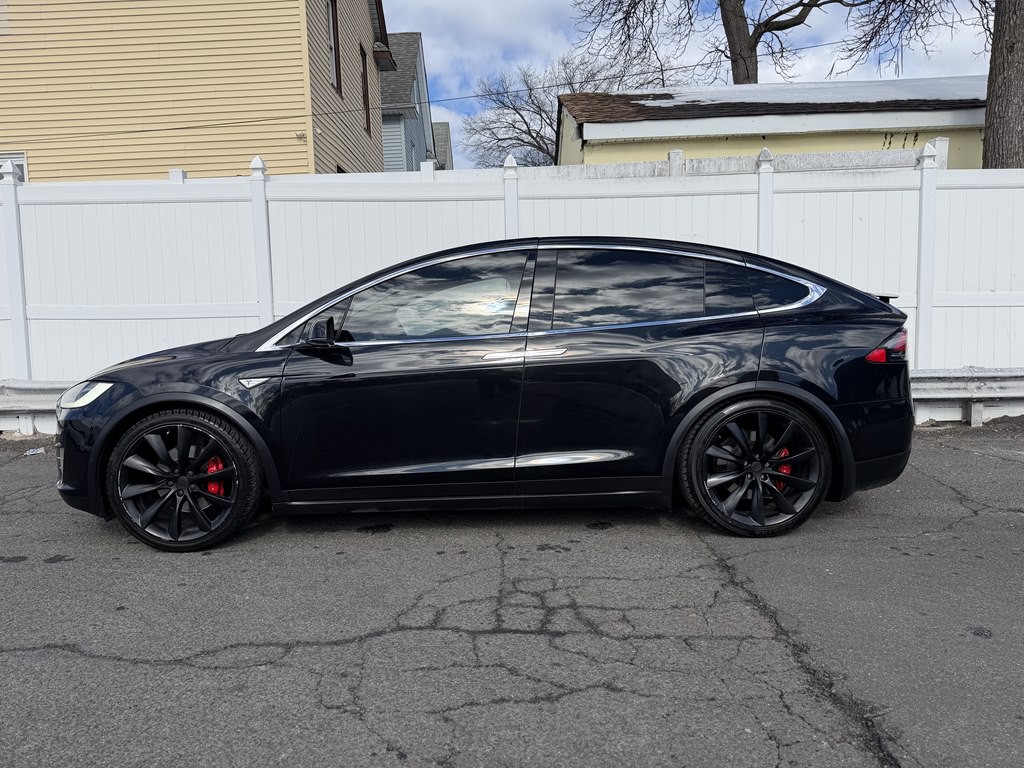 2016 Tesla Model X Image 4