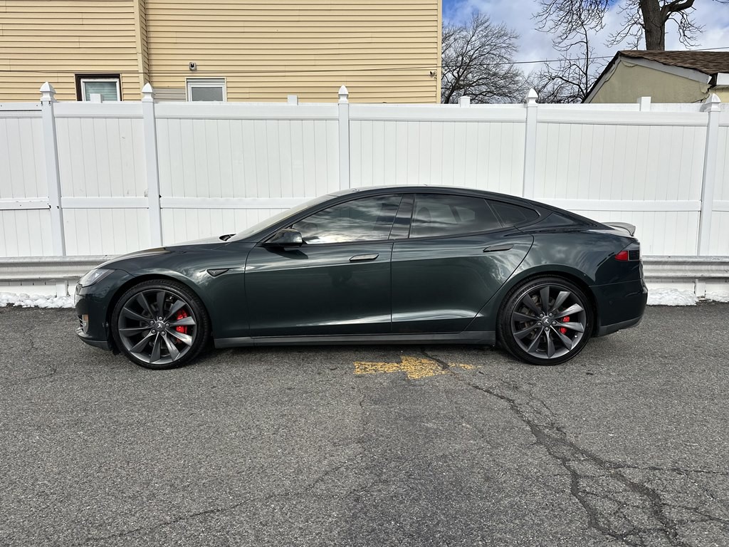 2014 Tesla Model S Image 4