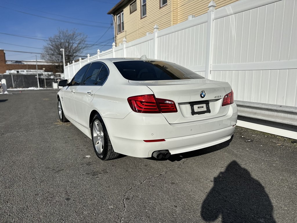 2012 BMW 5 Series Image 5