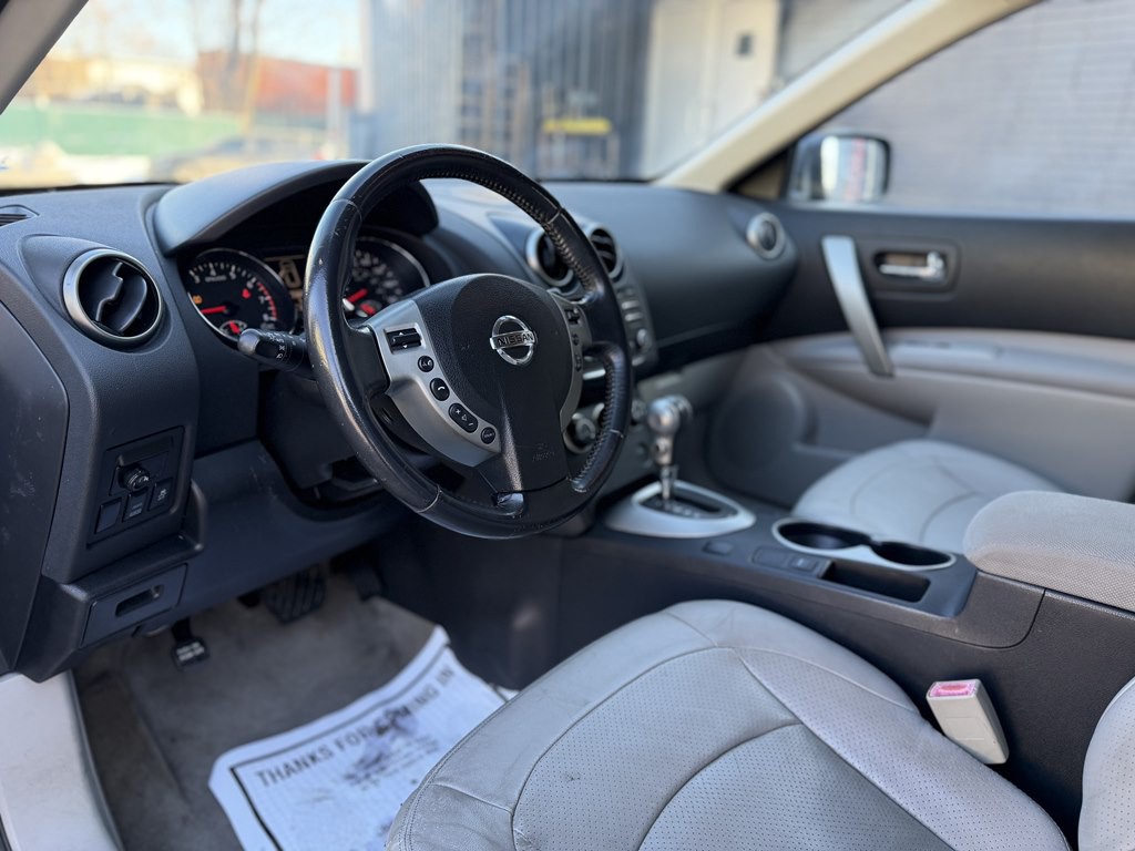 2013 Nissan Rogue Image 11