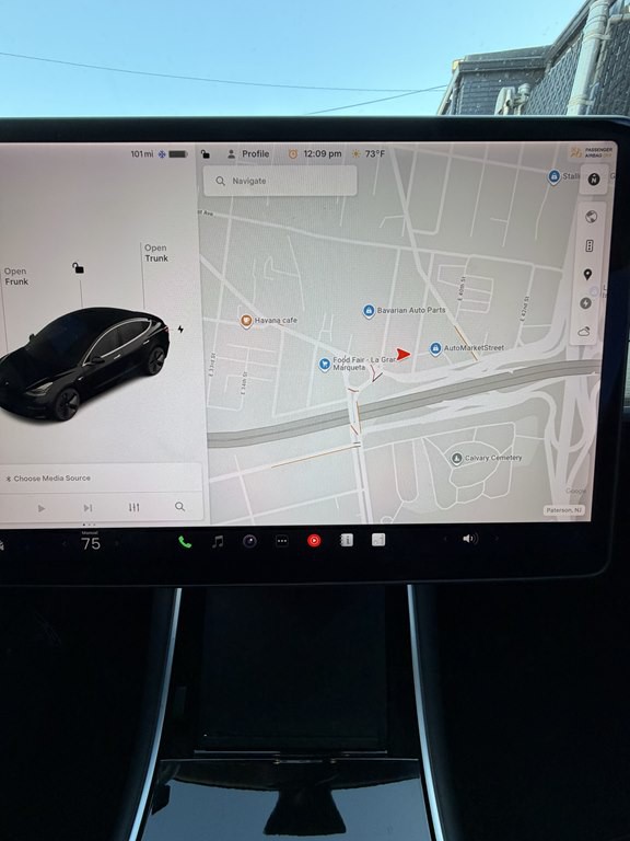 2019 Tesla Model 3 Image 12