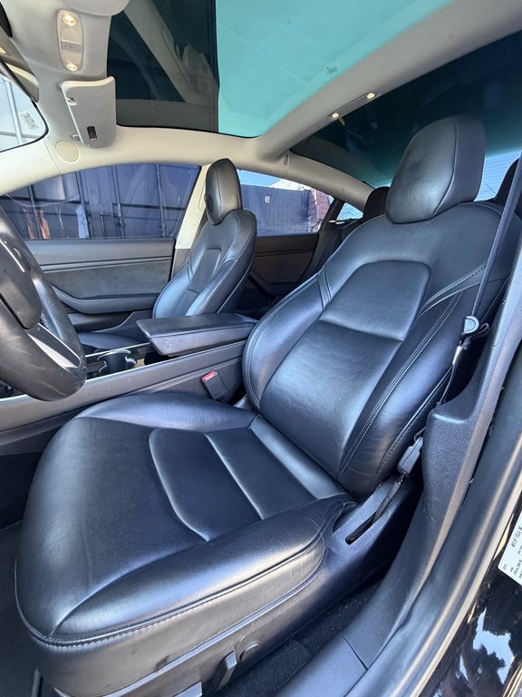 2019 Tesla Model 3 Image 14