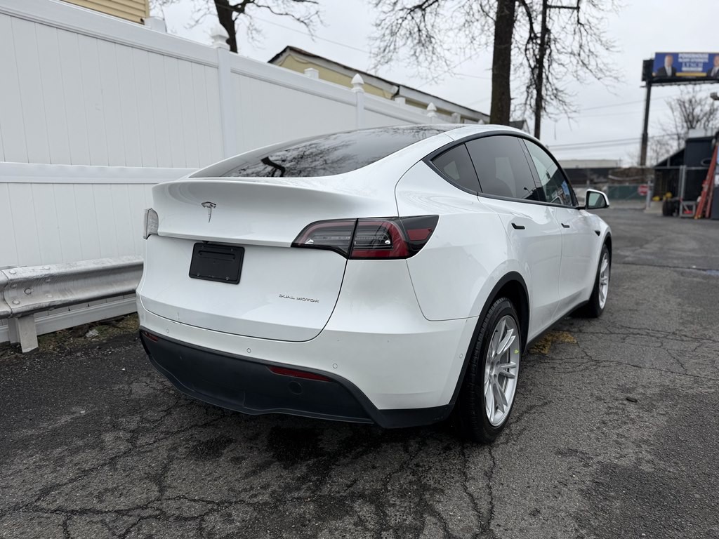 2020 Tesla Model Y Image 7