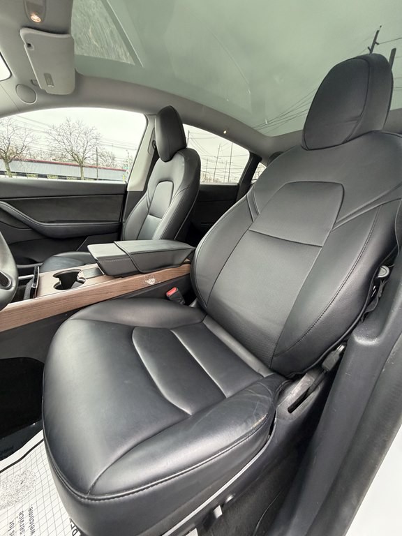 2020 Tesla Model Y Image 14