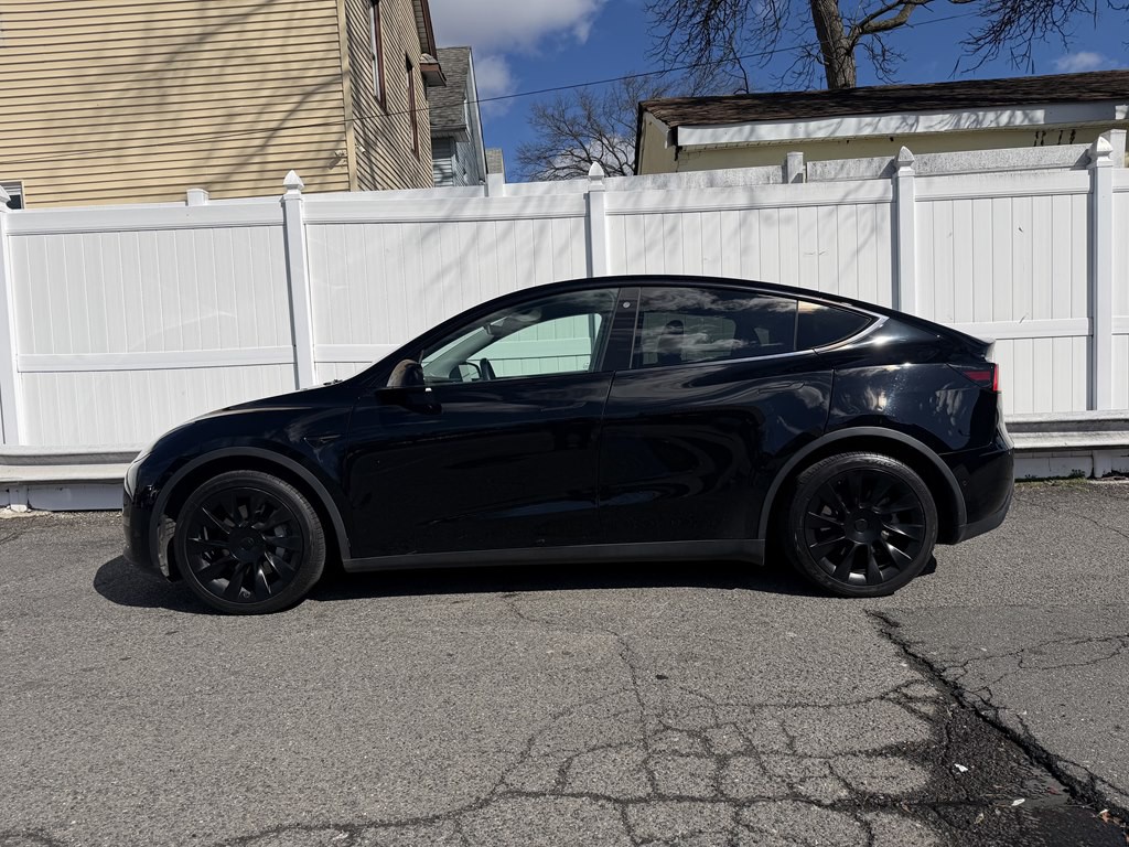 2021 Tesla Model Y Image 4