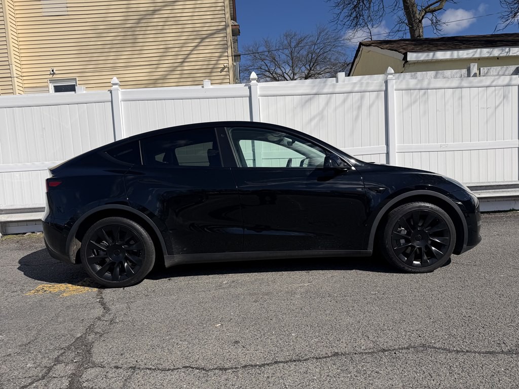 2021 Tesla Model Y Image 8