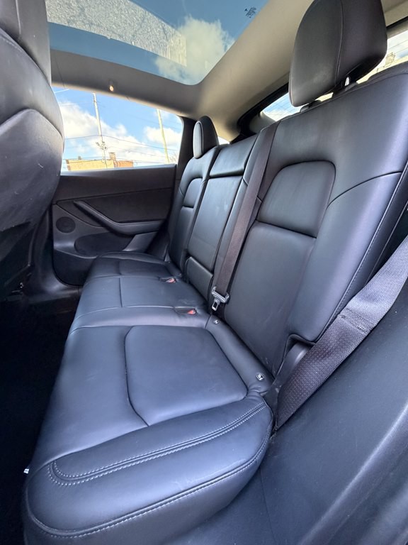 2021 Tesla Model Y Image 15