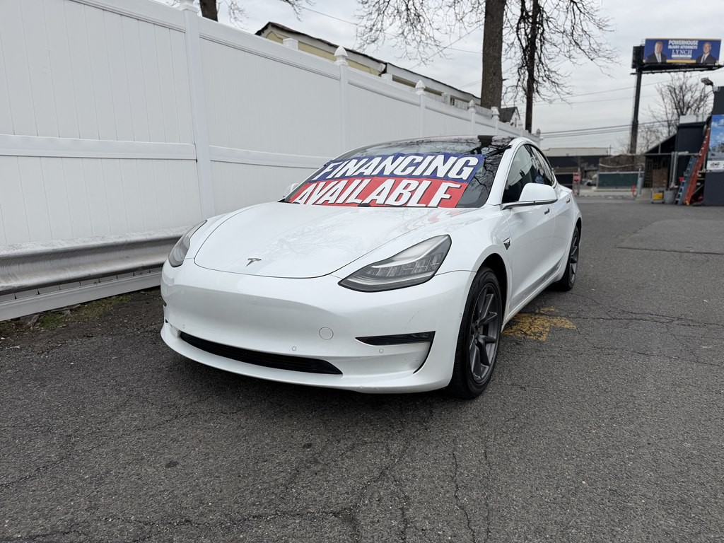 2018 Tesla Model 3 Image 1