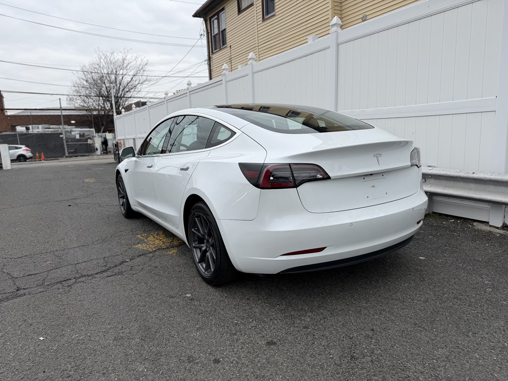 2018 Tesla Model 3 Image 5