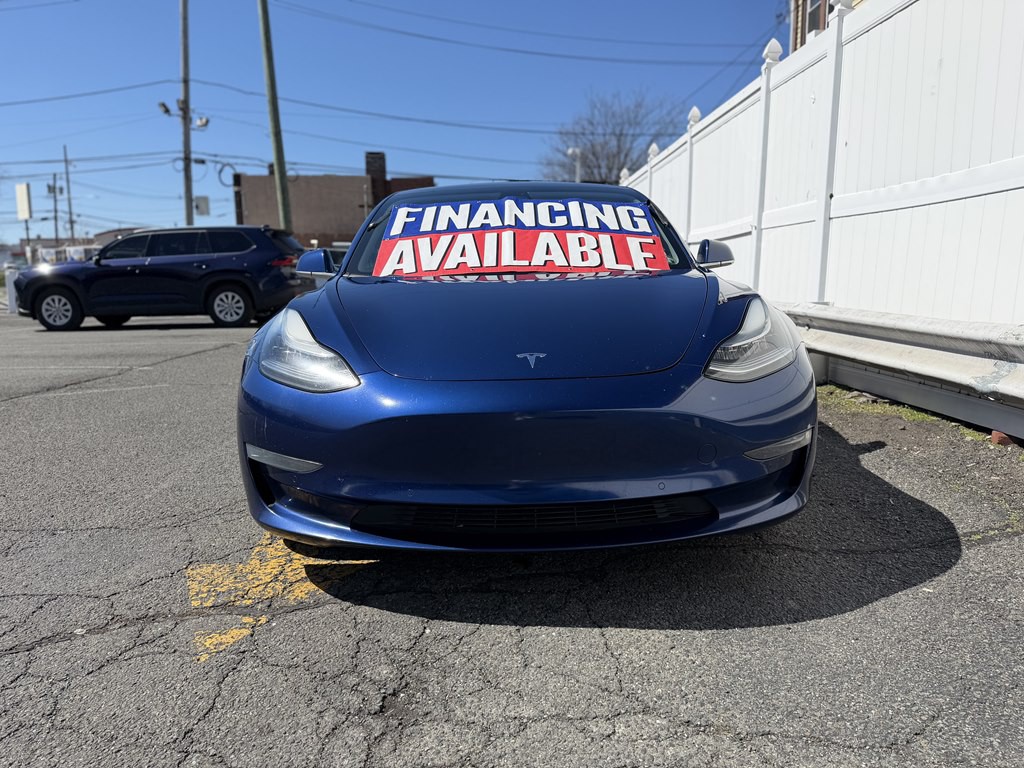 2019 Tesla Model 3 Image 2