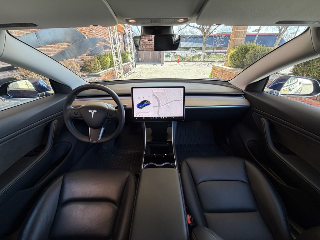 2019 Tesla Model 3 Image 9
