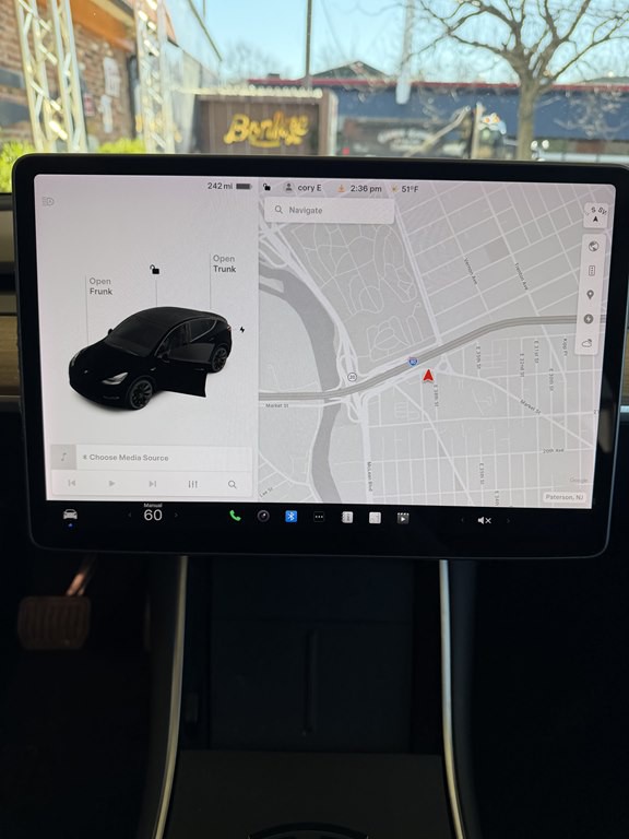 2021 Tesla Model Y Image 12