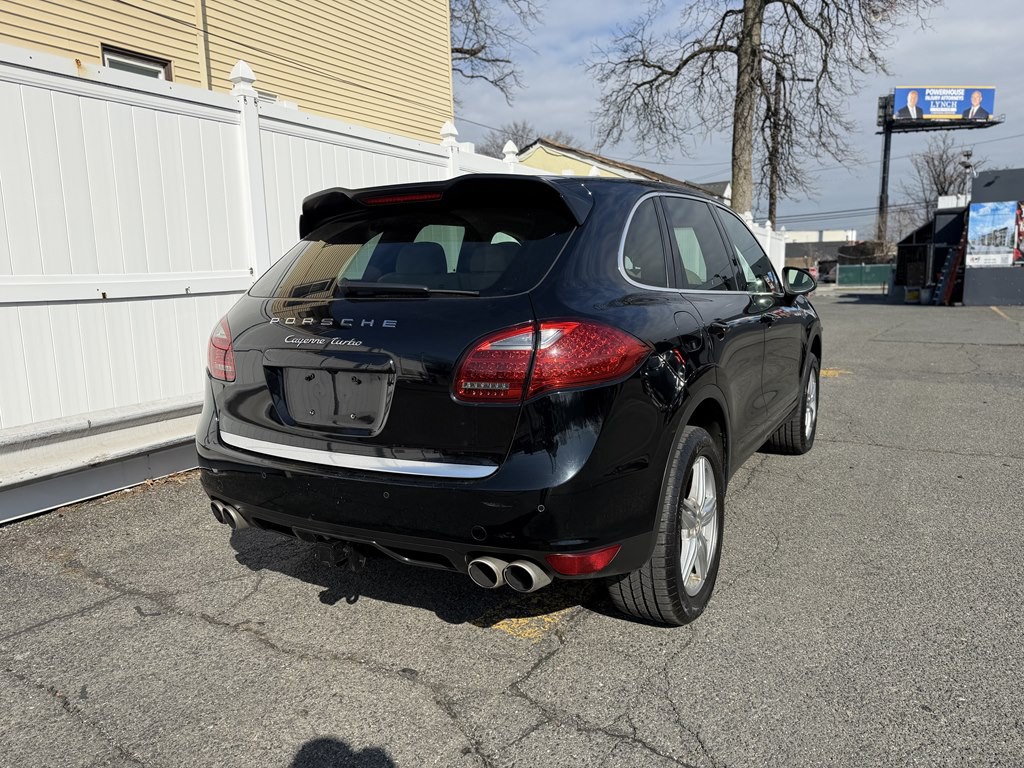 2012 Porsche Cayenne Image 7