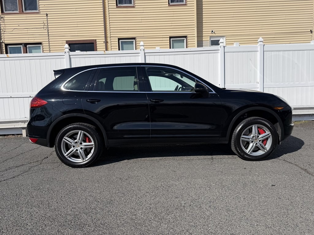2012 Porsche Cayenne Image 8