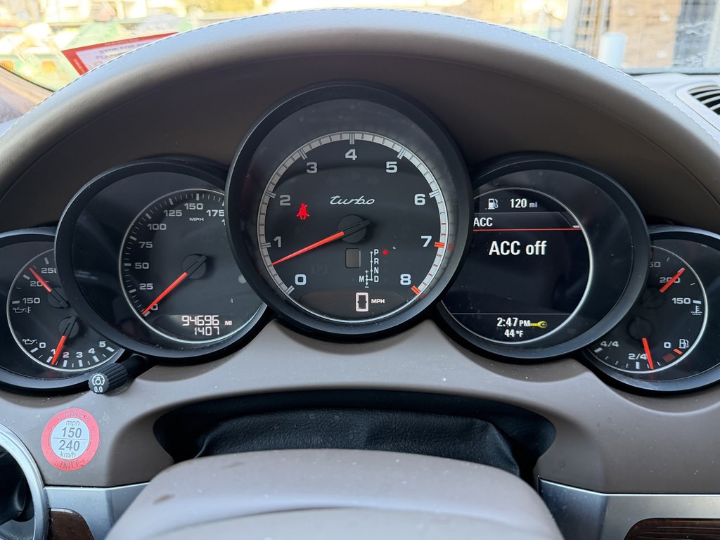 2012 Porsche Cayenne Image 11