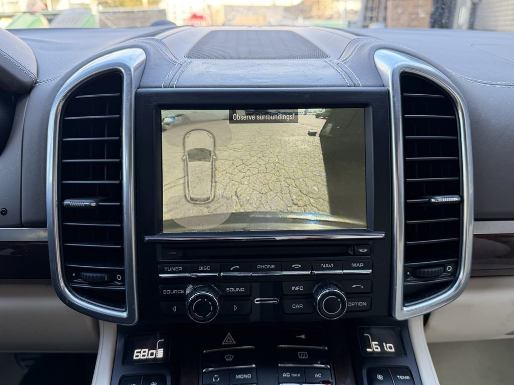 2012 Porsche Cayenne Image 14