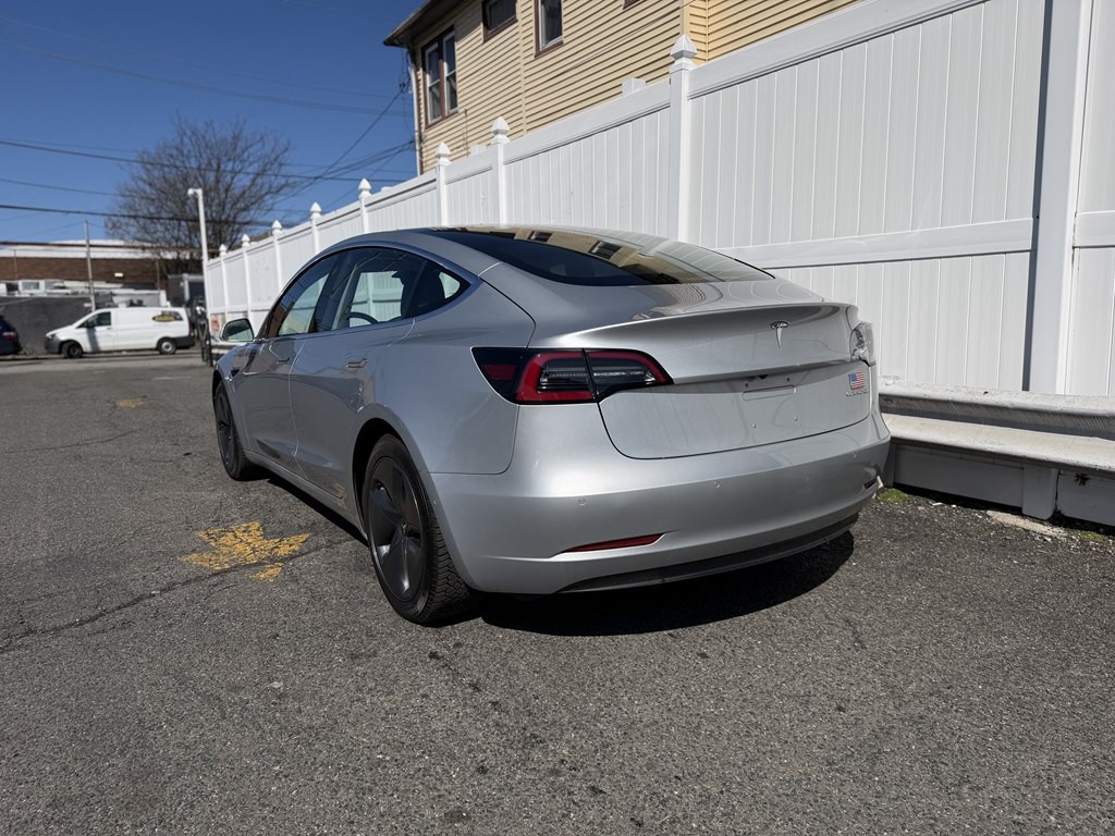 2018 Tesla Model 3 Image 5
