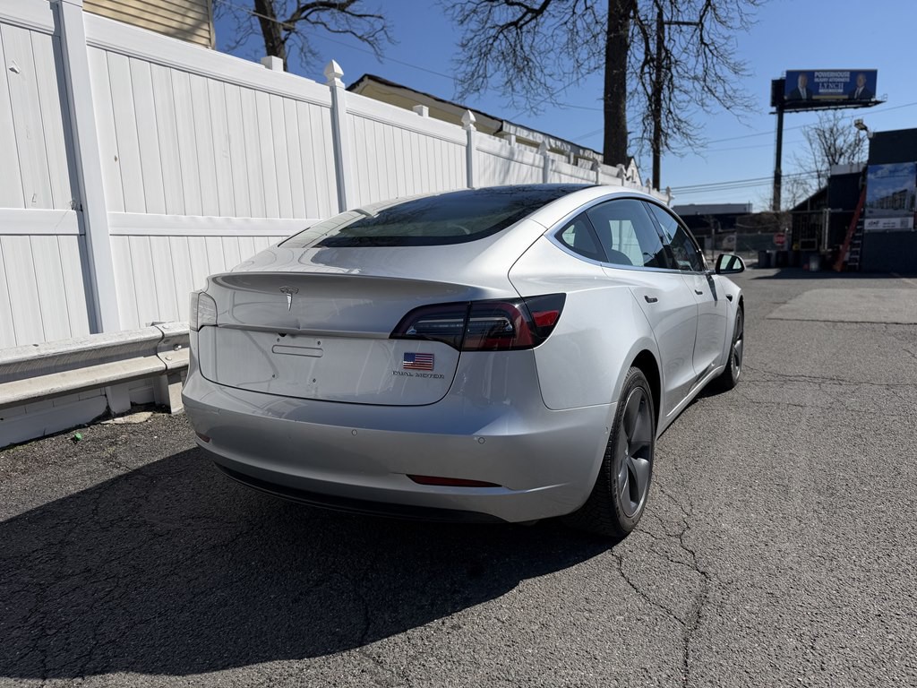 2018 Tesla Model 3 Image 7