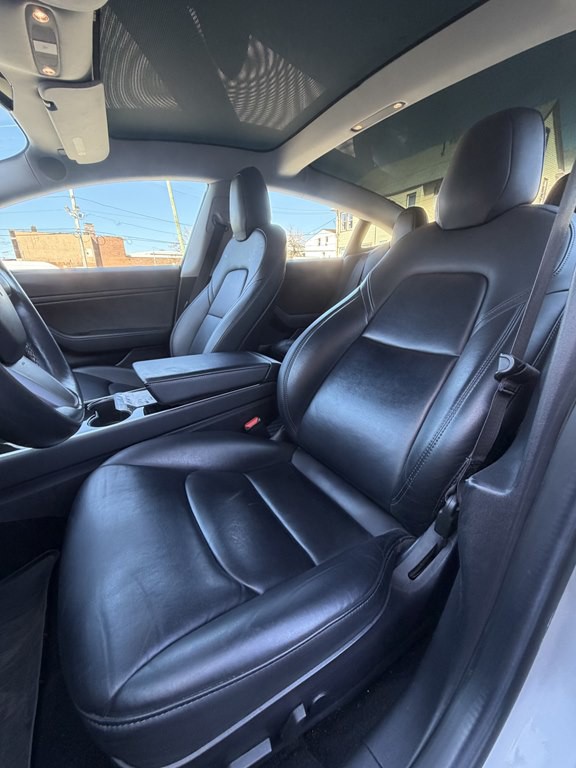 2018 Tesla Model 3 Image 14