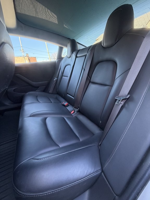 2018 Tesla Model 3 Image 15