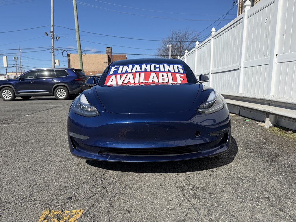 2019 Tesla Model 3 Image 2