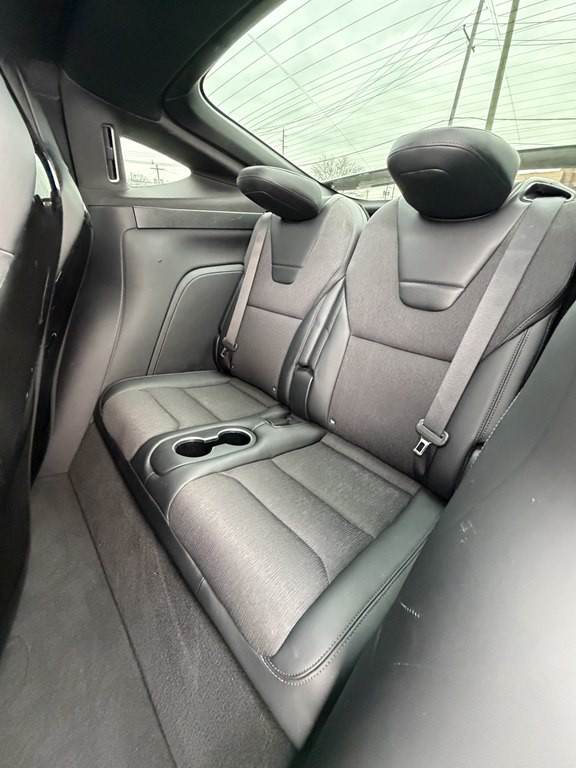 2016 Tesla Model X Image 16