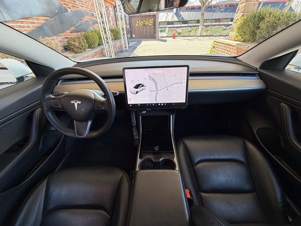 2020 Tesla Model 3 Image 9