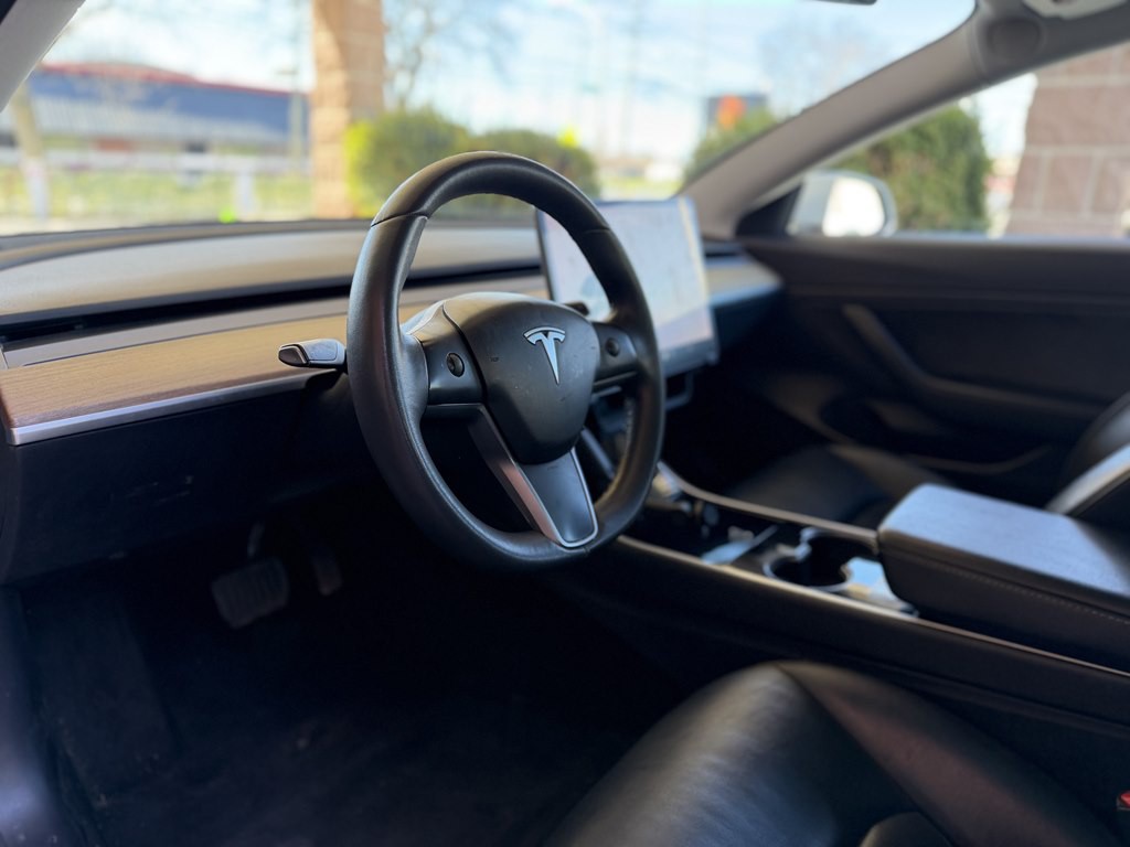 2020 Tesla Model 3 Image 10