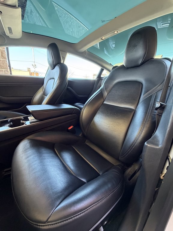 2020 Tesla Model 3 Image 14