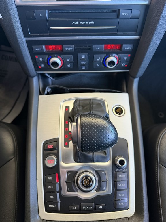 2015 Audi Q7 Image 14