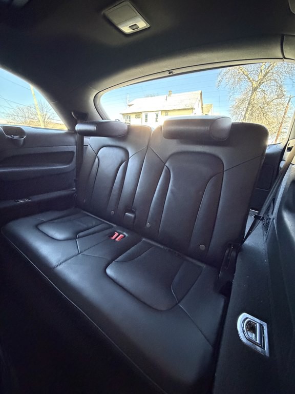 2015 Audi Q7 Image 17