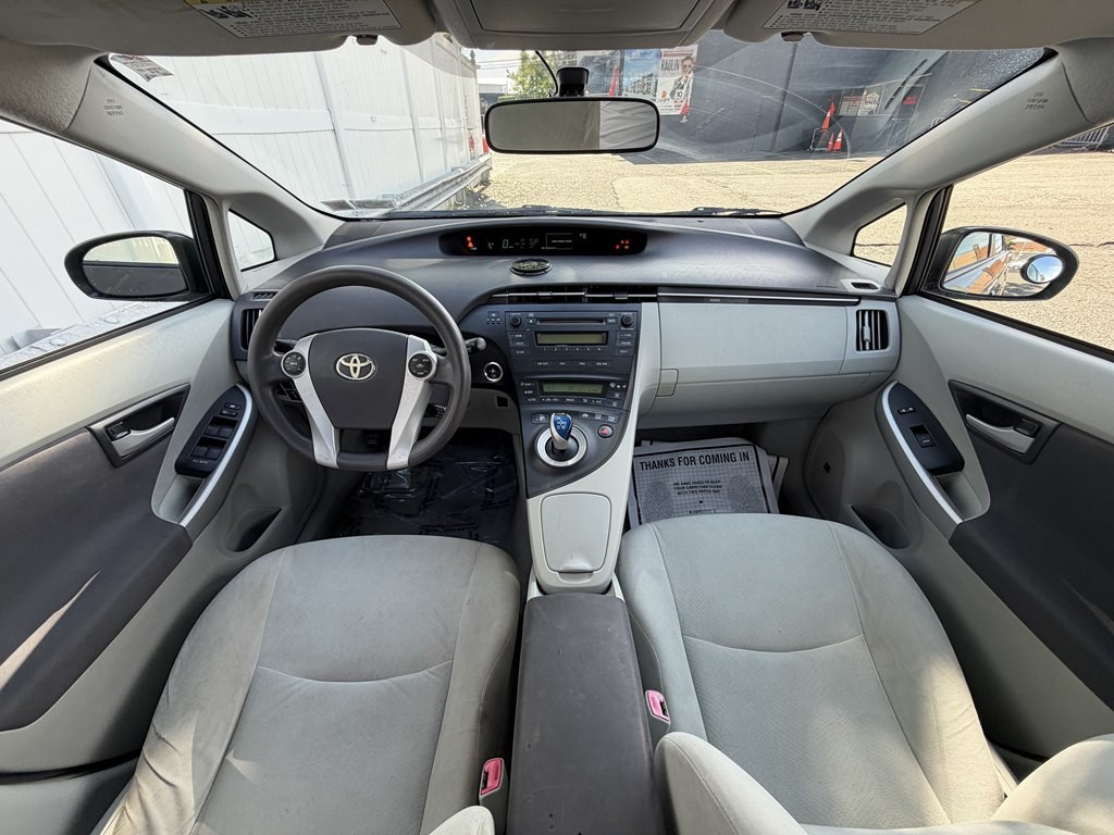 2011 Toyota Prius Image 9
