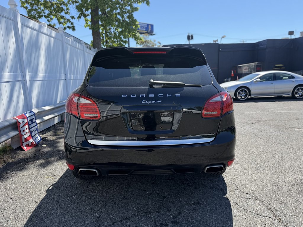 2012 Porsche Cayenne Image 6