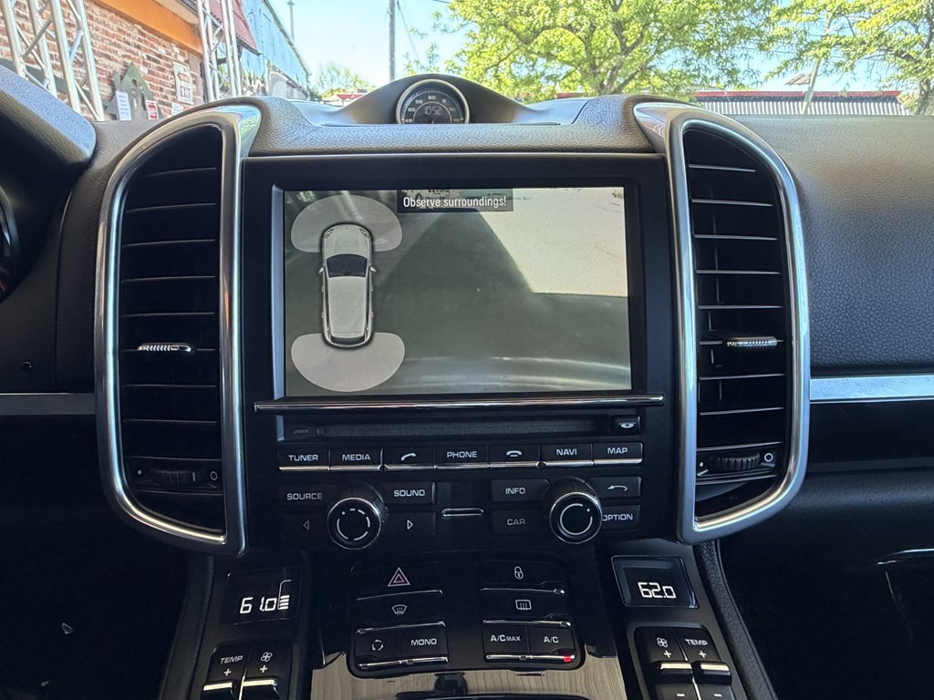 2012 Porsche Cayenne Image 13