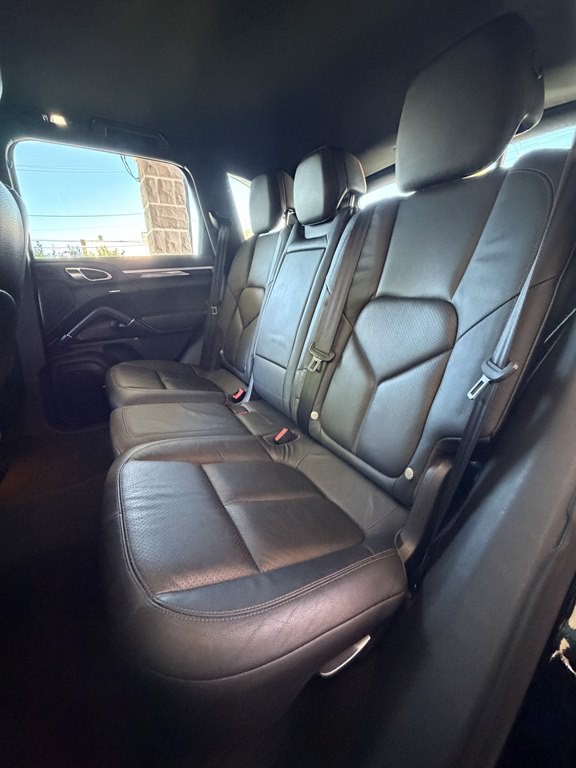 2012 Porsche Cayenne Image 15