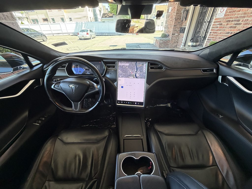 2017 Tesla Model S Image 9