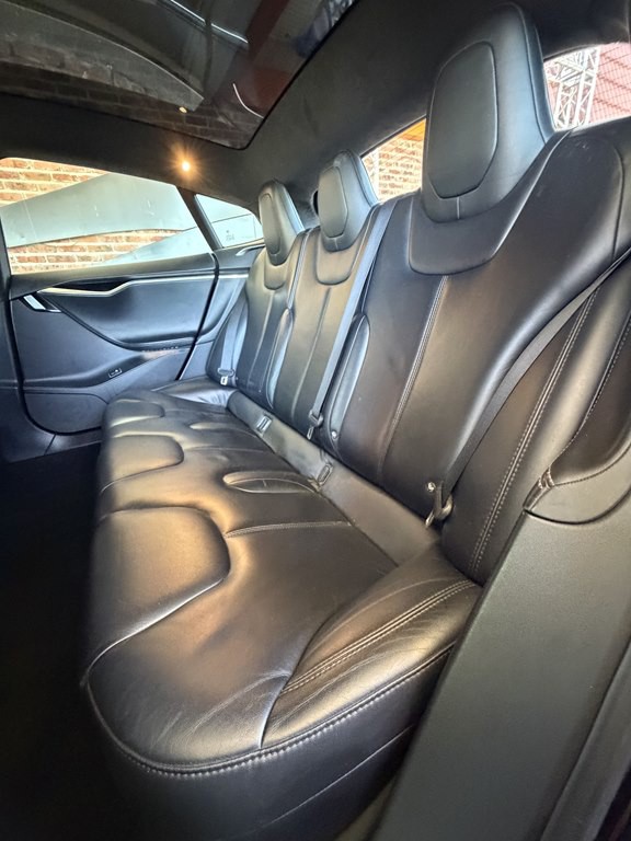 2017 Tesla Model S Image 15