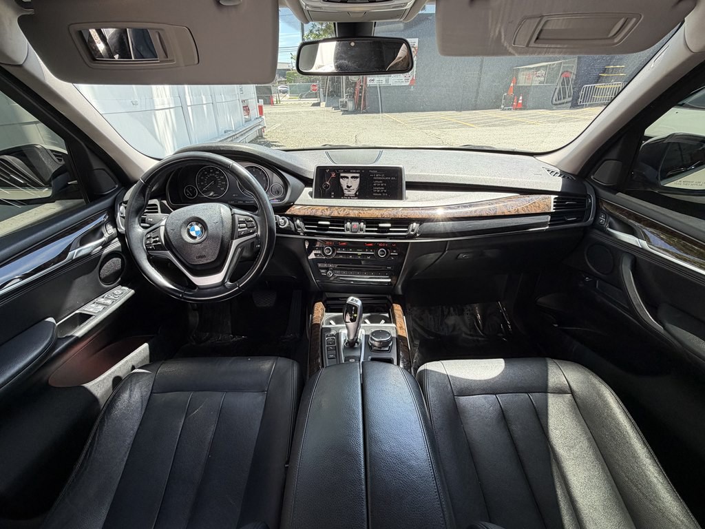 2015 BMW X5 Image 9