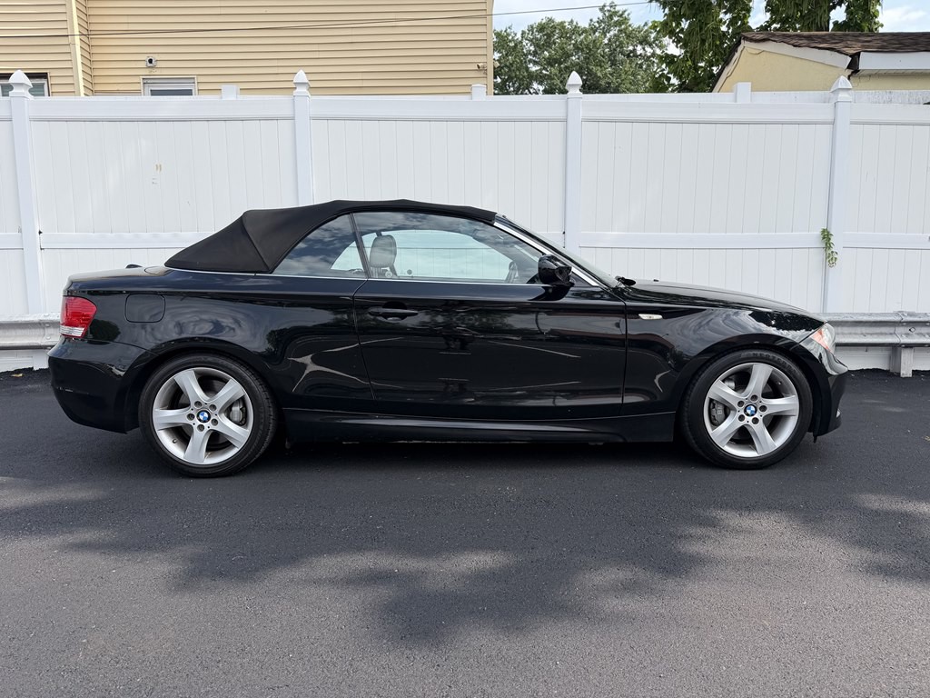 2011 BMW 1 Series Image 8