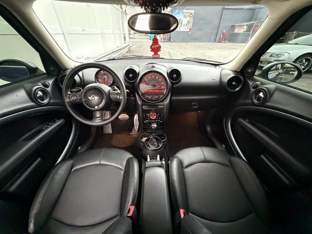 2016 MINI Cooper Image 8