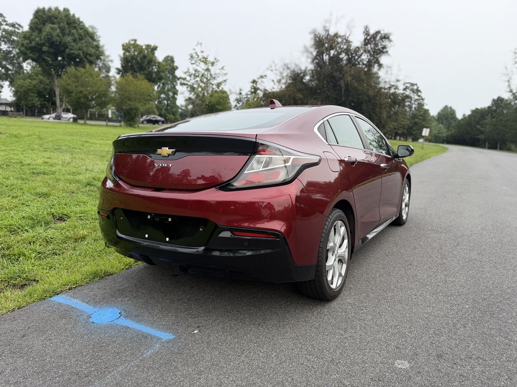 2016 Chevrolet Volt Image 7