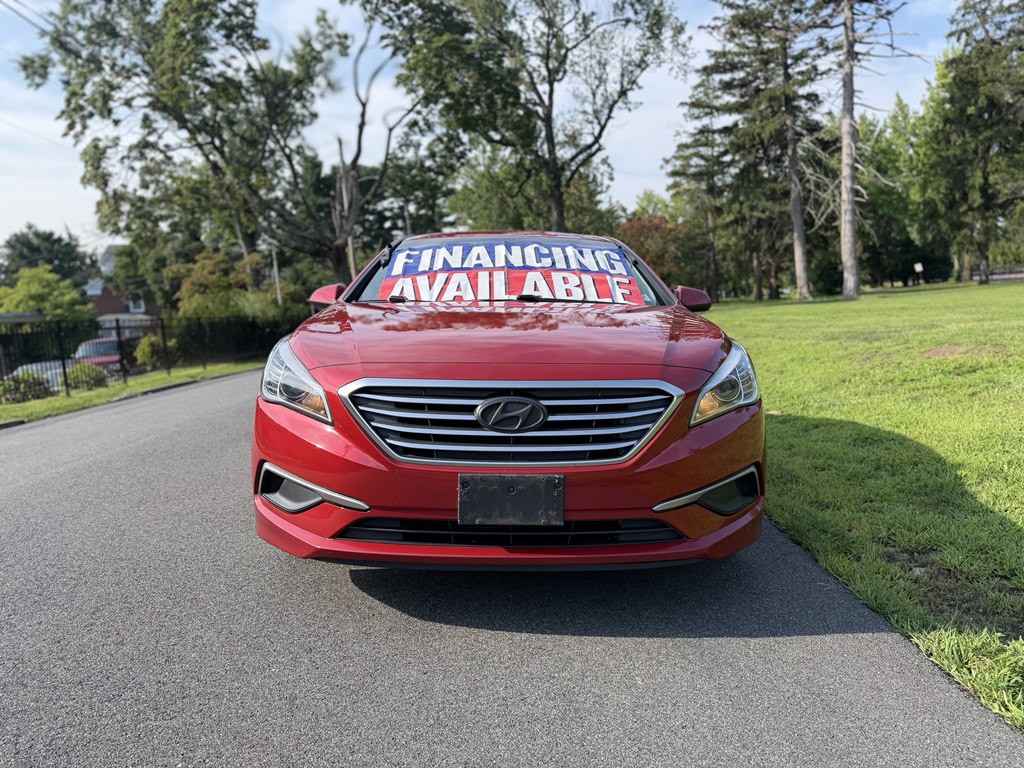 2017 Hyundai Sonata Image 2