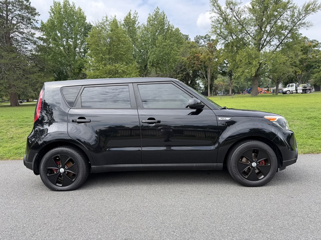 2016 Kia Soul Image 8