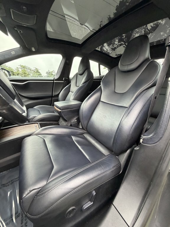 2017 Tesla Model S Image 14