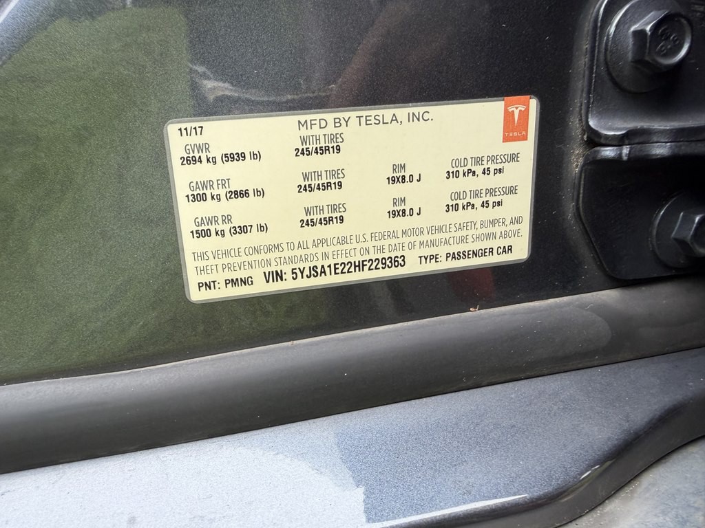 2017 Tesla Model S Image 16