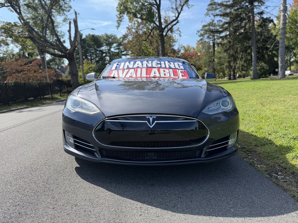 2016 Tesla Model S Image 2