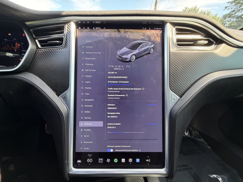 2016 Tesla Model S Image 13