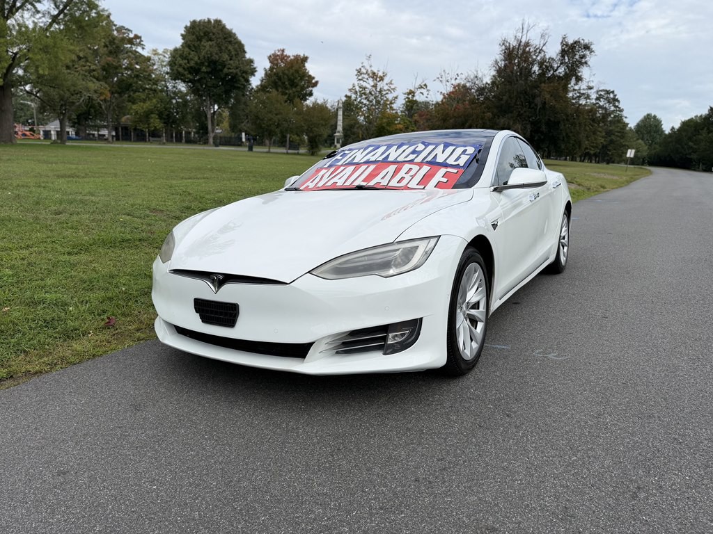 2019 Tesla Model S Image 1